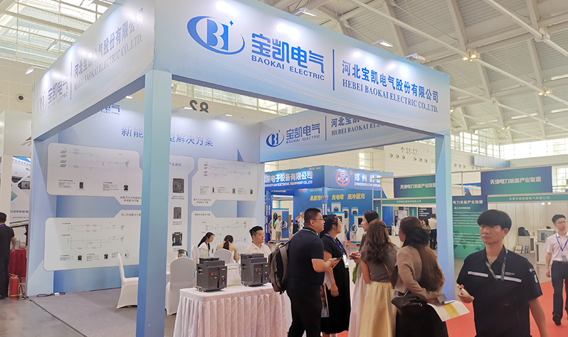 暴击行业天花板！jinnianhui今年会电气硬核技术亮相天津清洁能源展，引央视记者及能源产业巨头现场“挖宝”